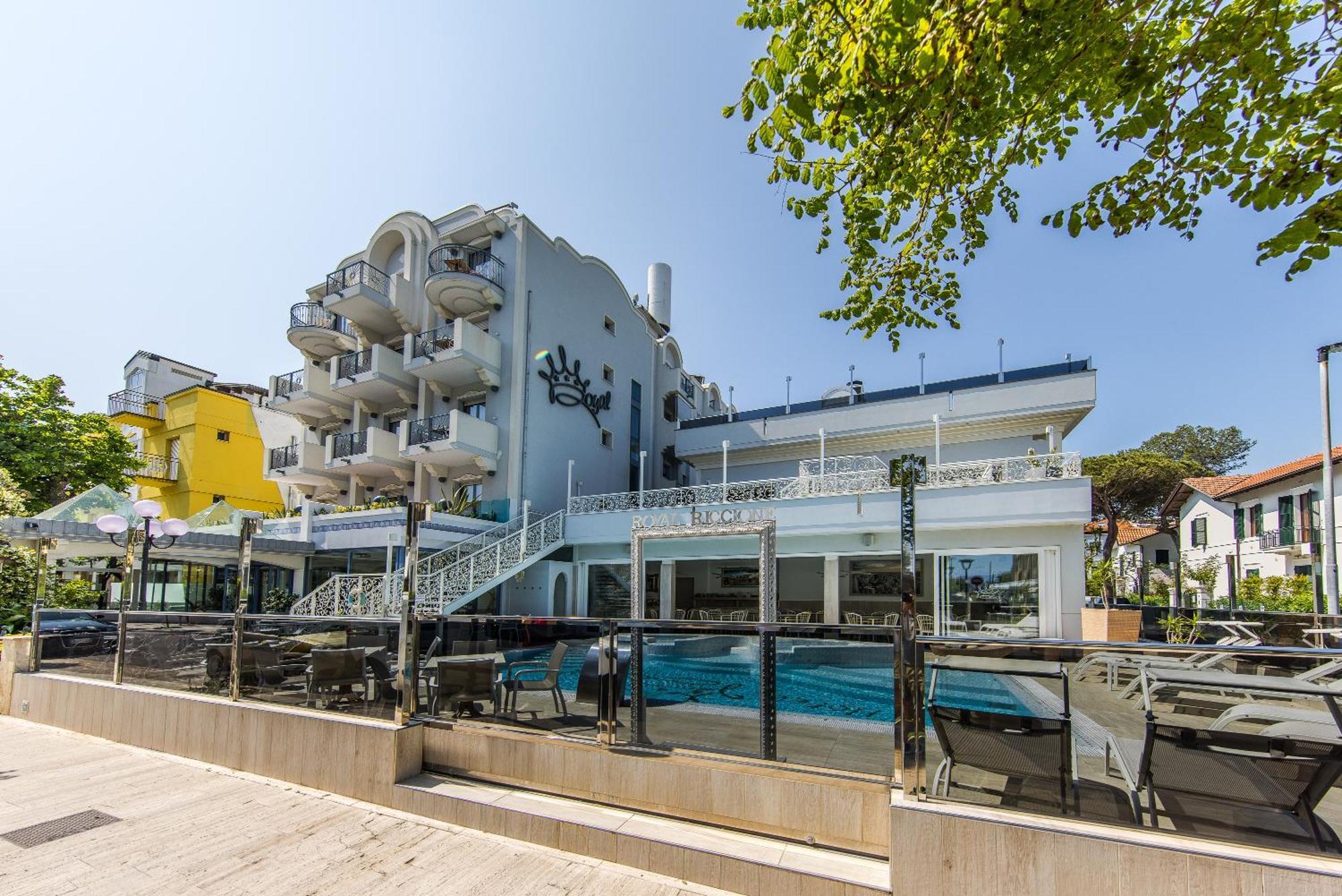 Royal Boutique Hotel Riccione Esterno foto